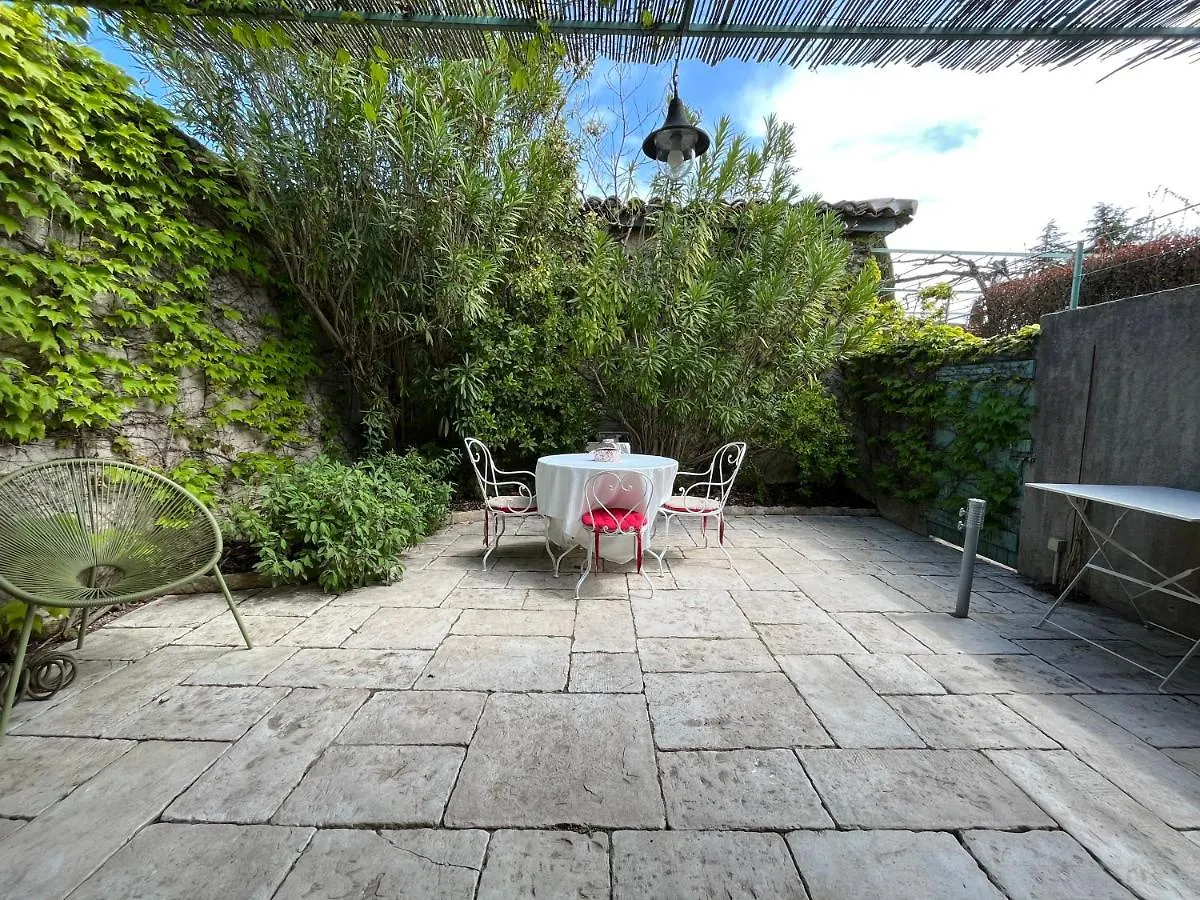 Holiday home Super Cozy Mazet 5Mn From Heart Of Saint Remy Villa France